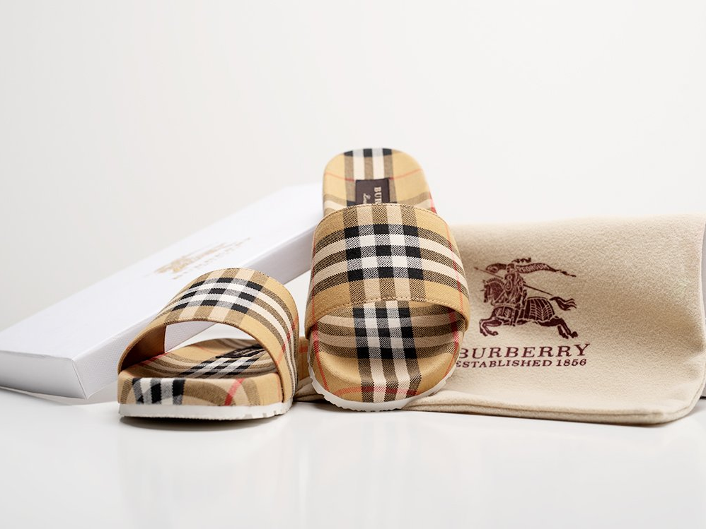 Burberry собирается сократить 400 рабочих мест