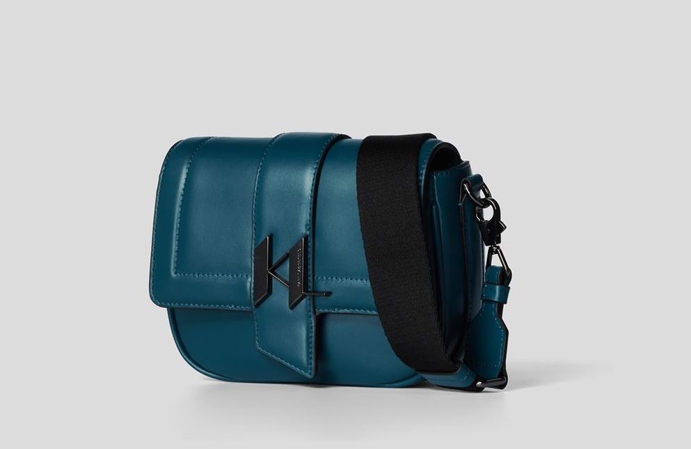 Karl Lagerfeld  выпустил новую линию сумок K/Saddle