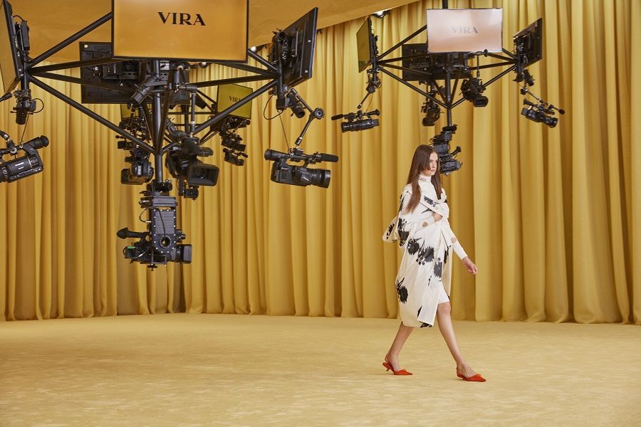 Prada представит коллекцию весна 2022 в шоу в Милане и в Шанхае одновременно