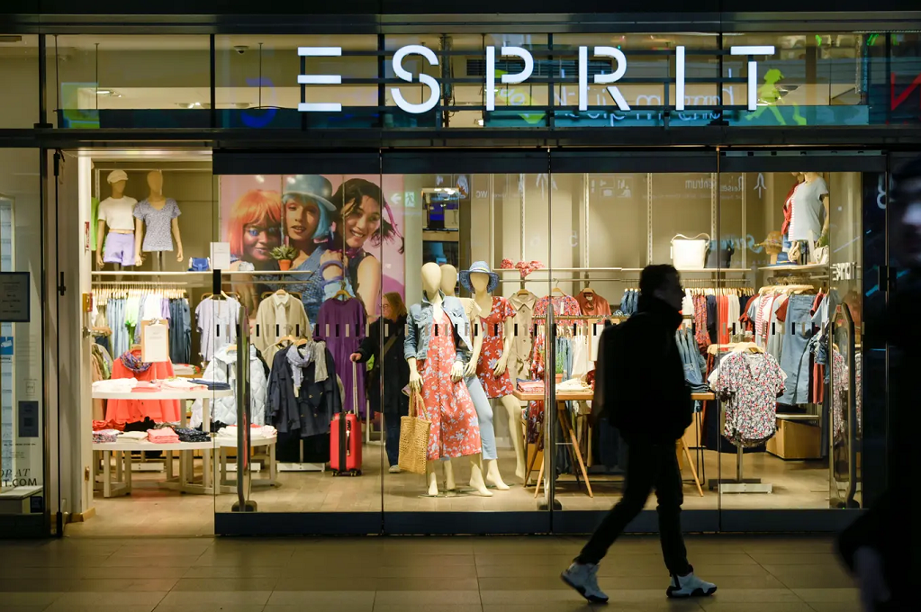 Deichmann приобрел права на обувной бренд Esprit