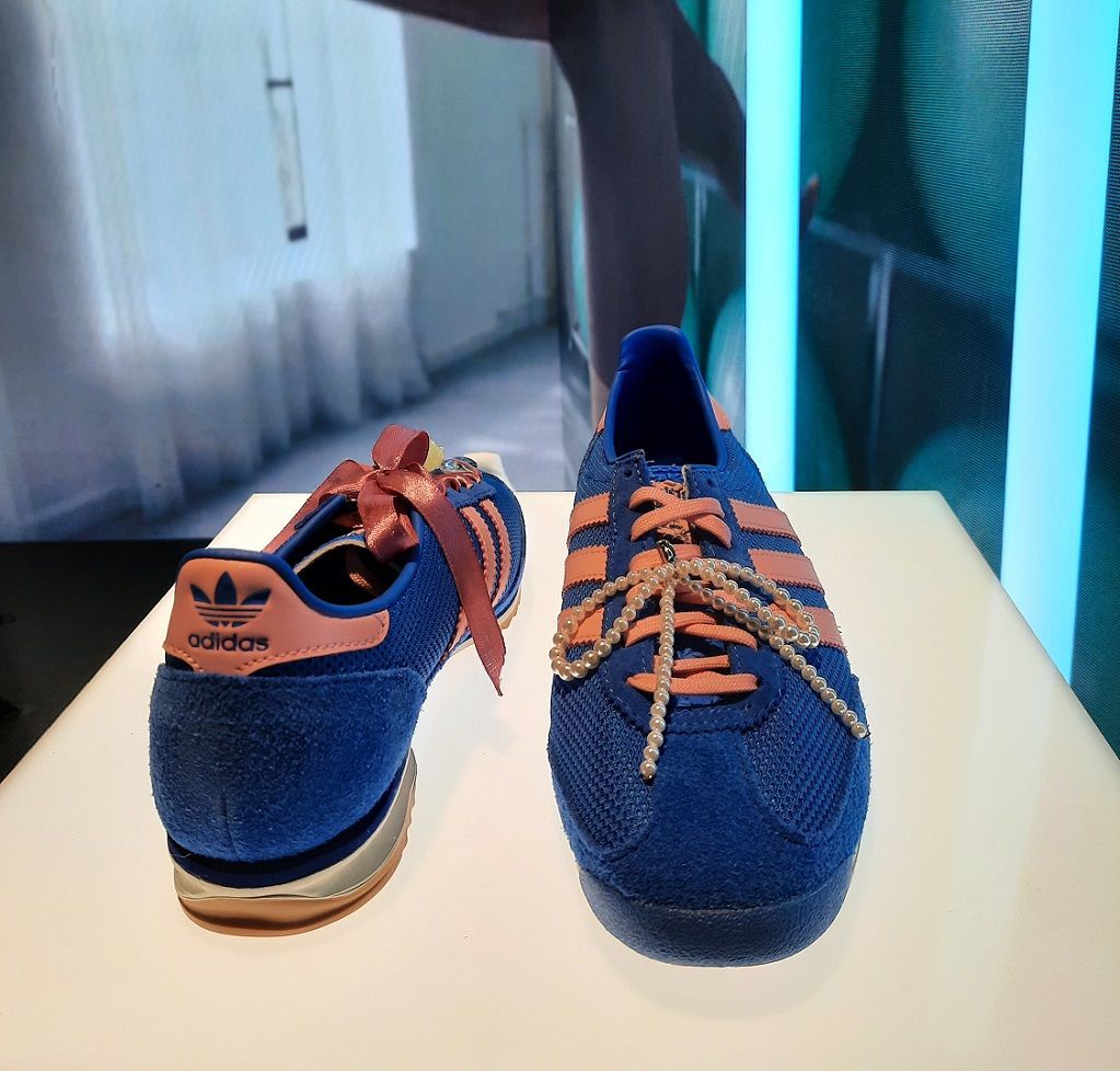 Поставки Adidas  и Nike в Россию сократились