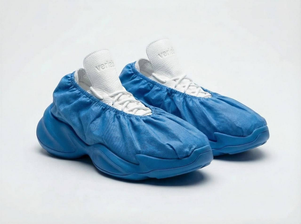 Кроссовки-бахилы – новая разработка московского дизайн-бюро Verlab