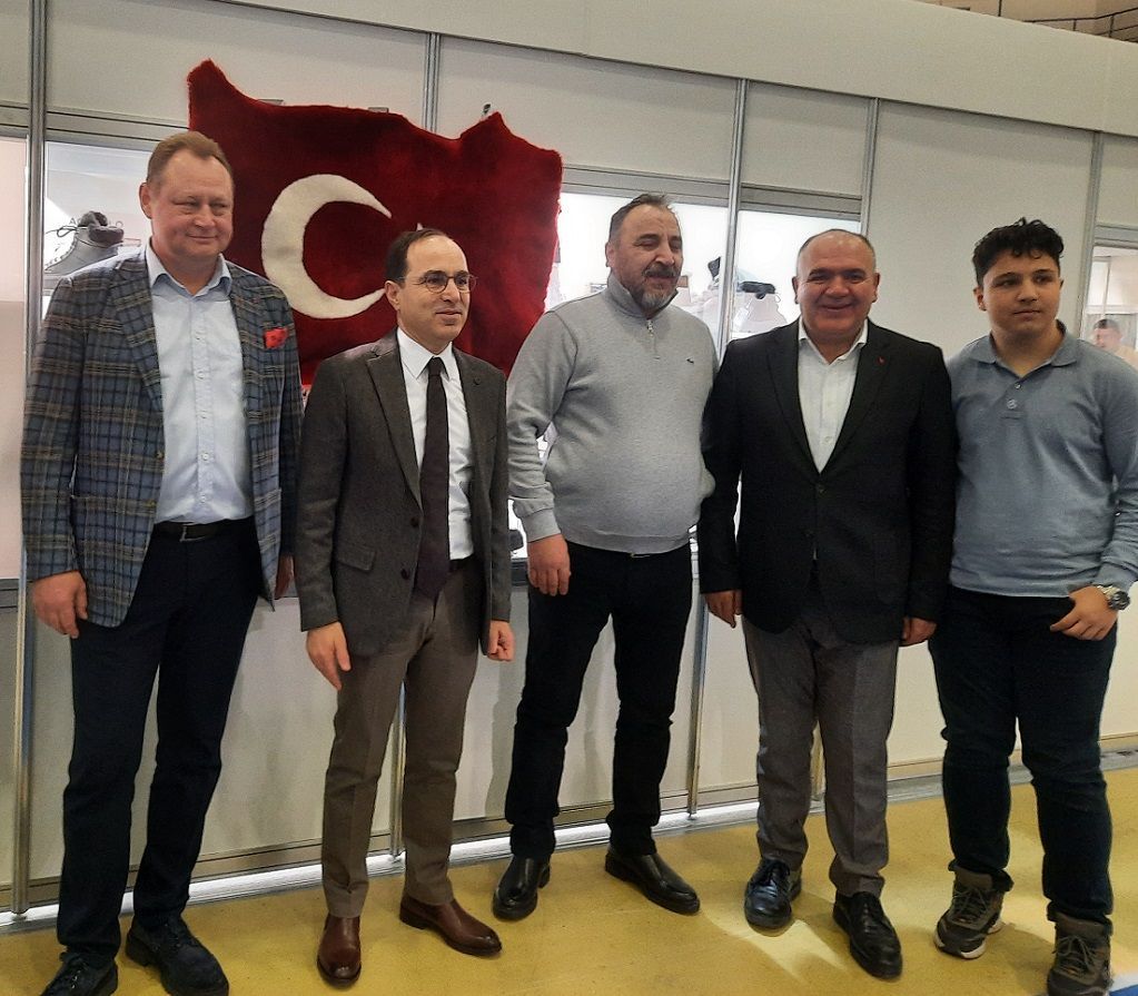 Euro Shoes посетил посол Турции в России Танжу Билгич
