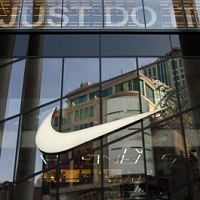 Nike официально заявила о прекращении своей деятельности в России
