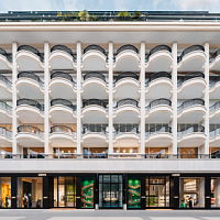 В Париже открылся первый бутик Casa Loewe 