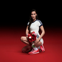 Белла Хадид стала лицом новой кампании Adidas Originals