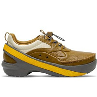 Коллаборация Kiko Kostadinov x Crocs  была представлена на Неделе моды в Париже 