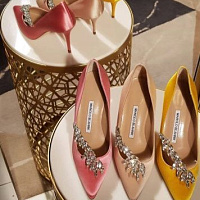Manolo Blahnik открыл первый бутик в Пекине