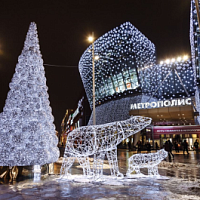 В предновогодние дни потребители предпочитают шопинг в традиционной рознице