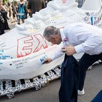 EXTR4 громко заявил о себе: уличный перформанс бренда прошёл в трёх городах Италии