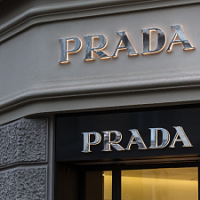 Prada продолжает инвестировать в новые фабрики
