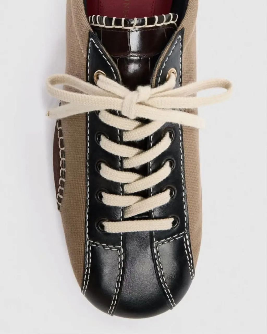 Wales Bonner выпустил собственную модель кроссовок по мотивам коллабораций с Adidas.