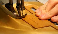 Burberry и Elvis & Kresse пустят в работу отходы от производства изделий из кожи