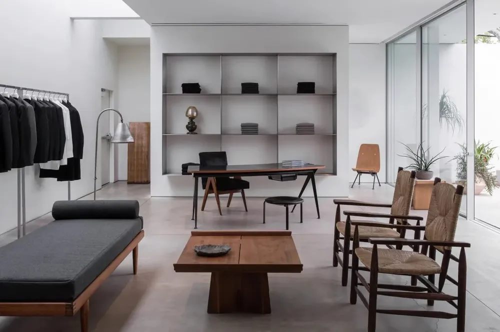 The Row готовится к открытию первого бутика в Париже