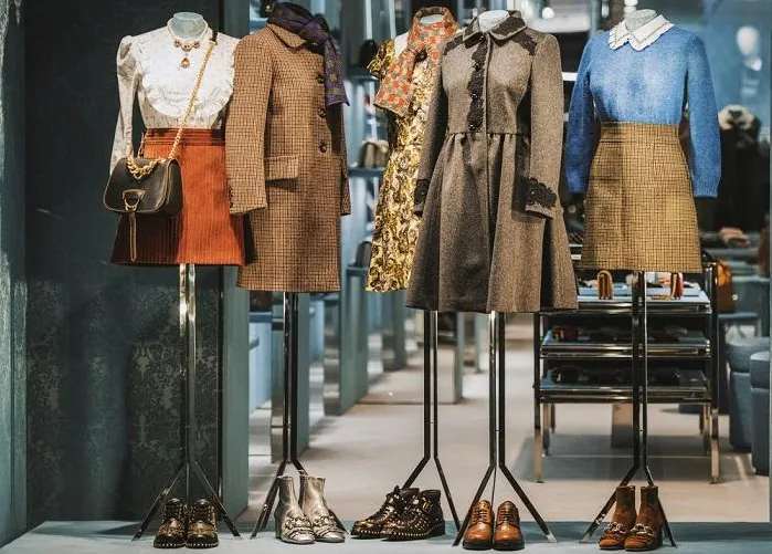 Продажи модной одежды в Италии в первом квартале 2024 г. снизились на 4,2%